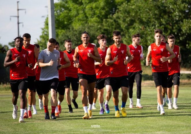 UTA a plecat spre Slovenia cu doar un atacant de meserie! Vukcevic ratează cantonamentul