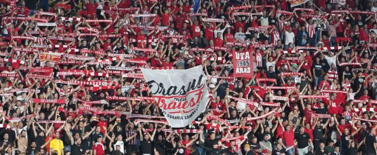 Cât costă abonamentele în Liga 1: UTA şi Sepsi au cele mai „scumpe” peluze!