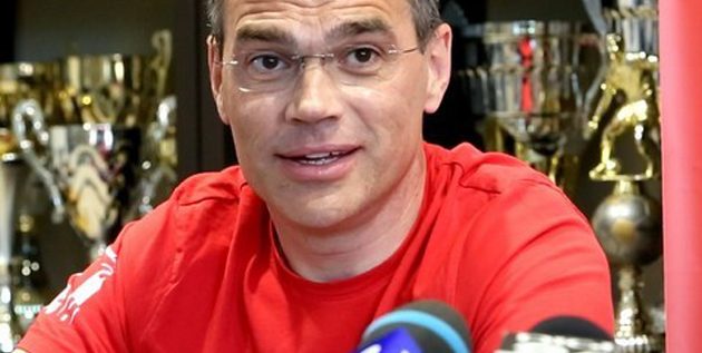 Noi acuzaţii grave la adresa conducătorului de facto al UTA-ei: s-a ajuns la episodul „Fan-Meszar-Shop!”