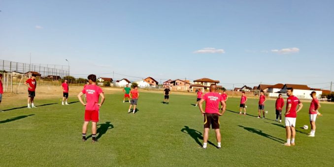 Viitorul caută primul succes în play-off-ul Ligii 3, duel arădean în play-out!