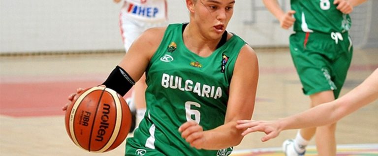 Bulgăroaica Iva Georgieva este noua coordonatoare de joc a FCC UAV Arad