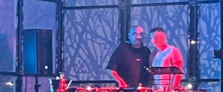 Cât mai rezistă Keșeru la Arad?! Utistul plătit regește a fost Dj la un party, în weekend…