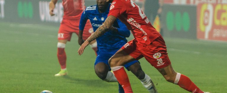 Bune mai mult la impresia artistică, UTA și FCU Craiova caută să și puncteze!