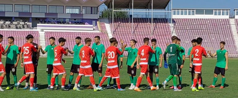 Juniorii UTA-ai au cedat la scor în amicalul cu Dumbrăvița, Ineul a scos egal la Brad