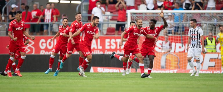UTA câștigă pe final, în fața lui „U” Cluj: Postolachi și Cascini bifează primele goluri pentru „roș-albi”!