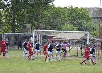 Liga a III-a: Ineul nu a putut stopa seria perfectă a Reșiței, iar Cermeiul a pierdut la ultima fază!