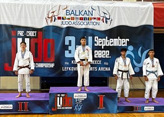David Mercea a cucerit argintul balcanic pe tatami. S-a dat startul în Caravana Sportului Arădean!