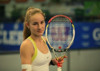 Andreea Roșca și Ioana Roșca au fost eliminate din semifinalele de dublu de la WTA Bari