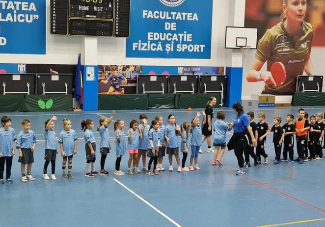 Întreceri handbalistice juvenile, în cadrul proiectului “Omagierea vieții Reginei Maria”