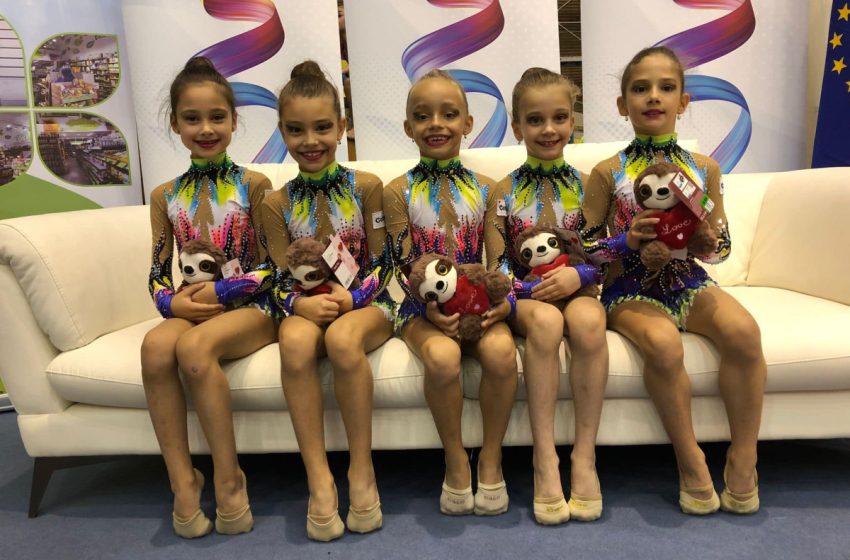  Gimnastele CSM-ului s-au remarcat pe covorul ritmicii, la o nouă ediție a Arad Trophy