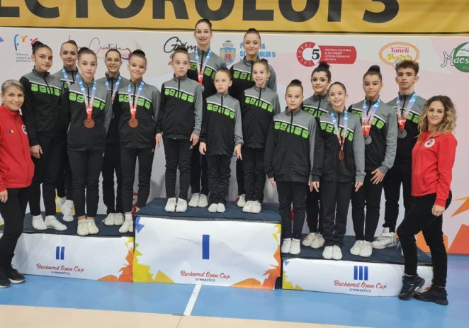Gimnaștii arădeni s-au remarcat la ultimul concurs internațional de aerobic al anului
