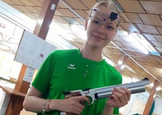 Arădeanca Andreea Brie s-a remarcat la Internaționalele de tir ale României, de la Iași