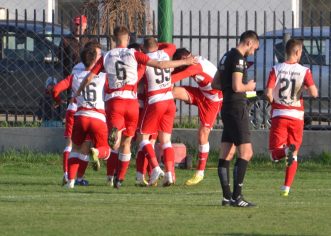 Șoimii Lipova – Progresul Pecica, capul de afiș al etapei din „C8”. Crișul își poate betona locul de play-off