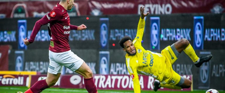 Rapidul o bate pe Petrolul și revine pe podium, chiar înainte de meciul cu UTA