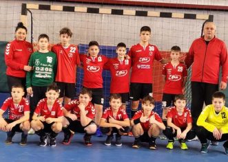 Handbaliștii de la Beldiman Arad au câștigat faza județeană a juniorilor 4