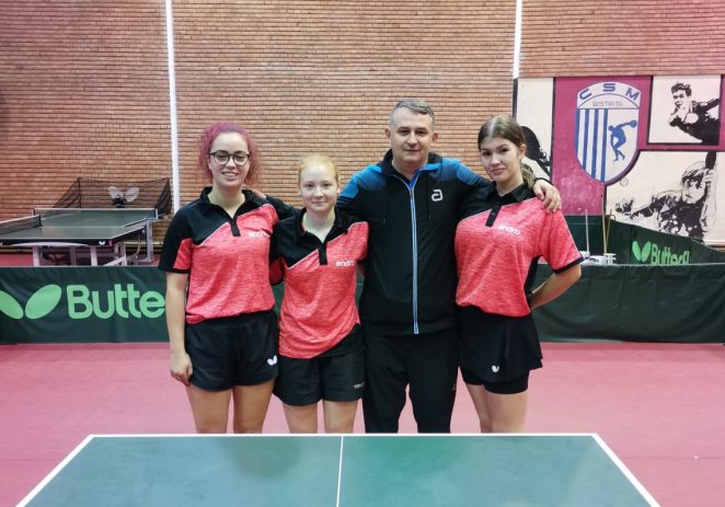 Pe podium în Superliga de tenis de masă, fetele de la CSM Arad își joacă medalia la început de ianuarie