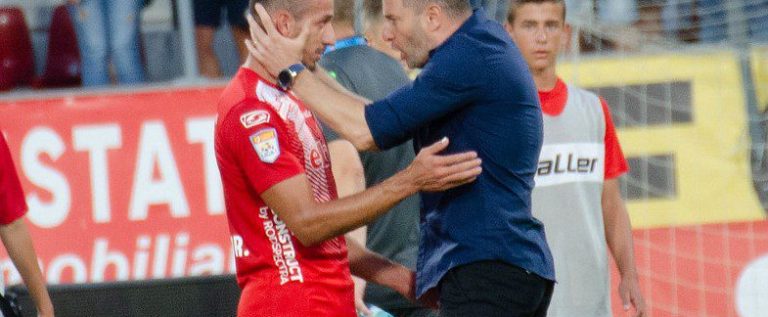 UTA riscă o sancțiune gravă, după ce l-a adus pe Roger prin metoda „transfer-punte”: „Mergem până la capăt!”