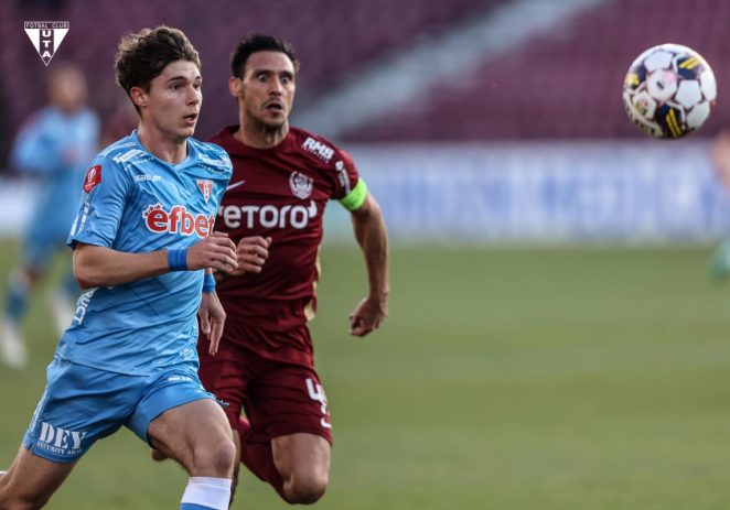 UTA pierde thrillerul cu de toate din Gruia! Campioana a jucat în zece oameni o jumătate de oră