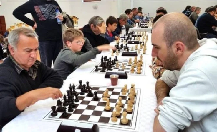  Aradul va găzdui o etapă din Grand Prix-ul României la șah! Fondul de premiere – 30 de mii de euro