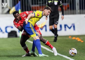 „Bătrâna Doamnă” se împiedică în final pe „Ilie Oană” și începe cu stângul și play-out-ul