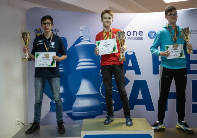 Șahiștii de la Vados, de cinci ori pe podiumul național al juniorilor: Magold și Oltean – medaliați cu aur