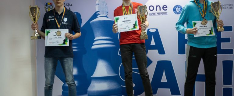 Șahiștii de la Vados, de cinci ori pe podiumul național al juniorilor: Magold și Oltean – medaliați cu aur