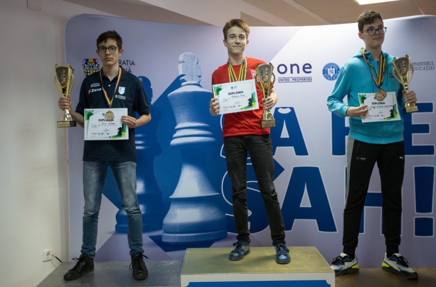  Șahiștii de la Vados, de cinci ori pe podiumul național al juniorilor: Magold și Oltean – medaliați cu aur