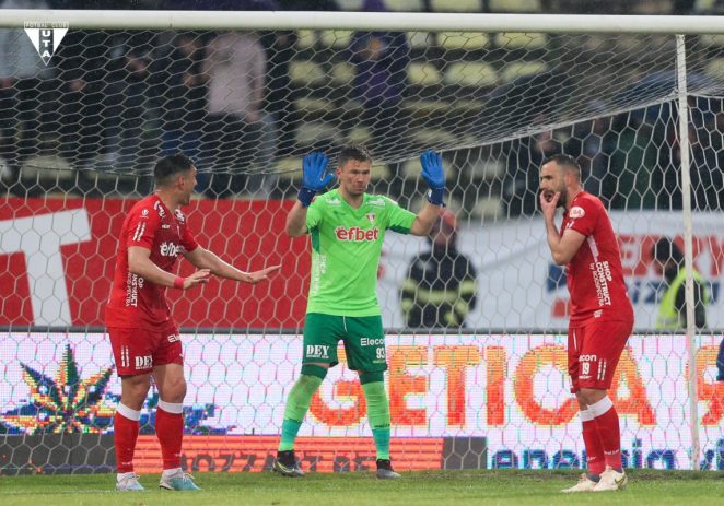 UTA ratează incredibil victoria în Trivale! Argeșul a avut trei penalty-uri, ultimul dictat după minutul 100!
