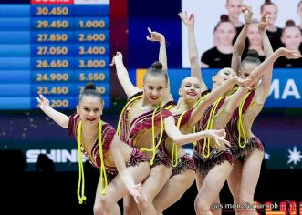 Surorile arădence Andra și Carina Crainic au debutat la Europeanul de gimnastică ritmică