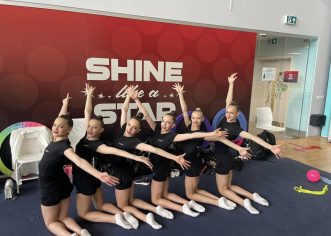 Șase sportive de la CSM Arad participă la Europenele de gimnastică ritmică