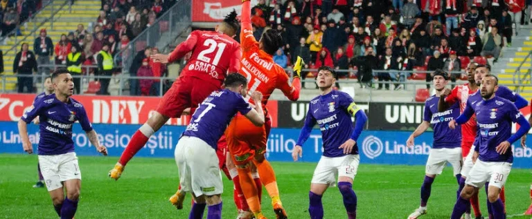 UTA debutează exploziv în noul sezon al SuperLigii: Rapidul vine la Arad în prima etapă! Vezi programul complet al turului