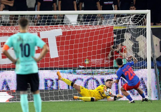 UTA nu a reușit surpriza în fața campioanei FCSB, iar Rednic are treabă multă