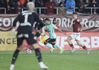 UTA n-a mișcat în Giulești! Rapidul ia viteză spre play-off, iar trupa lui Rednic se afundă
