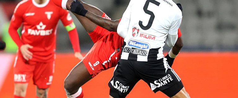 UTA a dat lovitura în fieful liderului! O super execuție a făcut diferența în favoarea arădenilor