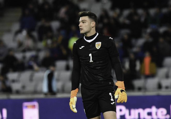 UTA anunță despărțirea de goalkeeperul Robert Popa