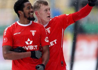 UTA câștigă cu scandal la Ploiești! Gazdele au avut două goluri anulate cu VAR, ultimul în prelungiri