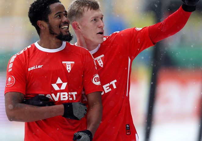 UTA câștigă cu scandal la Ploiești! Gazdele au avut două goluri anulate cu VAR, ultimul în prelungiri