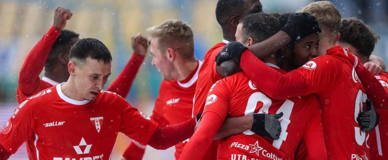 UTA vrea să obțină prima victorie acasă din acest an, în fața unei Sepsi ce își joacă ultima șansă la play-off