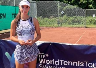 Speranțe ale tenisului feminin mondial se înfruntă din nou pe zgura arădeană