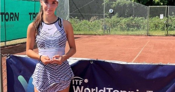 Speranțe ale tenisului feminin mondial se înfruntă din nou pe zgura arădeană