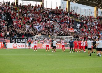 Mihalcea a prefațat meciul special Dinamo – UTA, iar ultrașii pregătesc deplasarea cu grad ridicat de risc