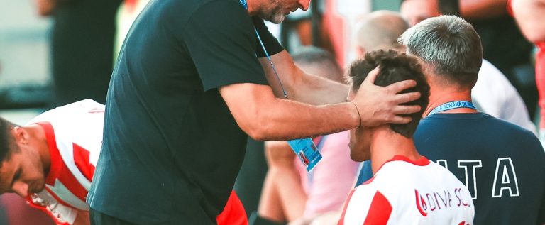 Mihalcea și-a motivat echipa înaintea meciului cu „câinii”: „Nu ne relaxăm acum, știu bine ce înseamnă Dinamo!”