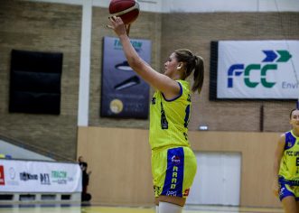 Anamaria Ciotir continuă la FCC UAV, ea bifează al șaptelea sezon la Arad