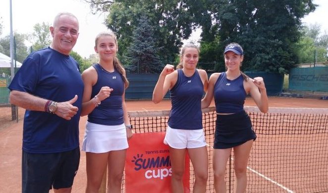 Tenismenele tricolore au prins podiumul la Summer Cups, de la Arad