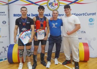 Halterofilii CSM-ului au urcat pe podium la finala națională a juniorilor