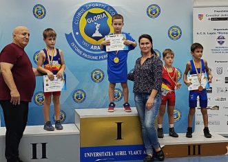 Luptătorii de la CSȘ Gloria Arad s-au remarcat la Memorialul „Roman Codrean – Teodor Blidar”