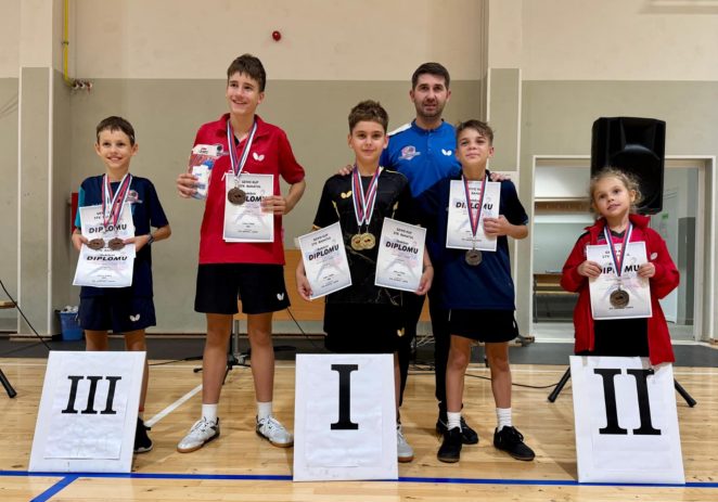Sportivii Academiei Daniela Dodean au urcat pe podium la Alibunar