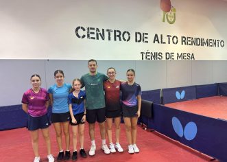 Maya Madar și Alesia Sferlea pregătesc Mondialul juniorilor de tenis de masă