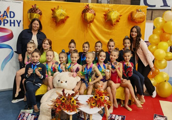 Gimnastele CSM-ului au luat o salbă de medalii la Arad Trophy