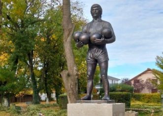 Statuia lui Helmut Duckadam este dezvelită joi, la Semlac